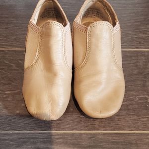 Girls Capezio leather dance jazz shoes size11